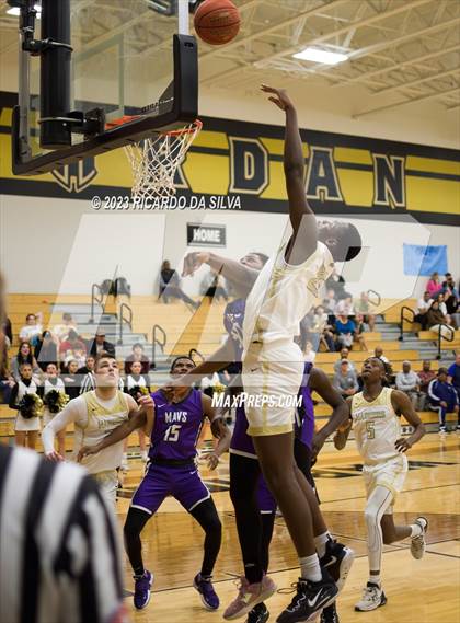 Thumbnail 3 in Jordan vs Morton Ranch photogallery.