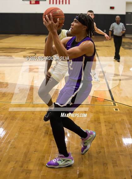 Thumbnail 2 in Jordan vs Morton Ranch photogallery.