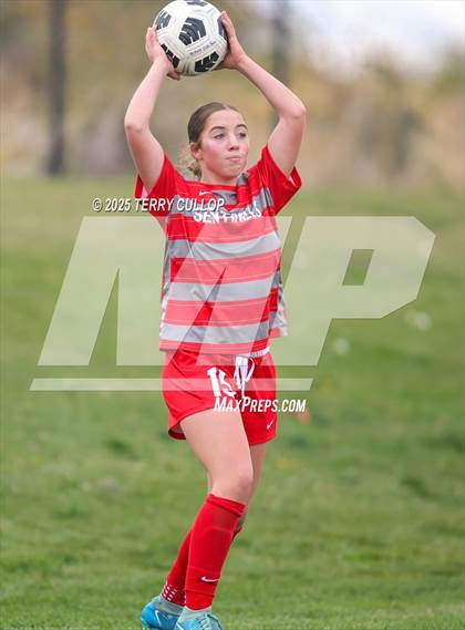 Thumbnail 3 in American Fork vs. Mountain Ridge (UHSAA 6A Quarter Final) photogallery.