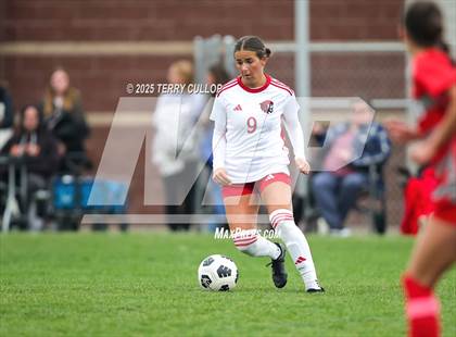 Thumbnail 3 in American Fork vs. Mountain Ridge (UHSAA 6A Quarter Final) photogallery.