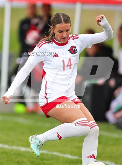 Thumbnail 2 in American Fork vs. Mountain Ridge (UHSAA 6A Quarter Final) photogallery.