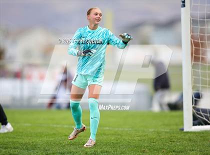 Thumbnail 1 in American Fork vs. Mountain Ridge (UHSAA 6A Quarter Final) photogallery.