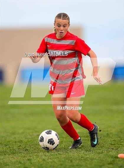 Thumbnail 3 in American Fork vs. Mountain Ridge (UHSAA 6A Quarter Final) photogallery.