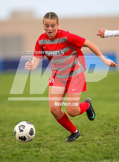 Thumbnail 2 in American Fork vs. Mountain Ridge (UHSAA 6A Quarter Final) photogallery.