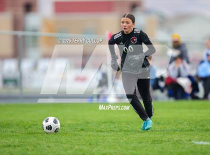 Thumbnail 1 in American Fork vs. Mountain Ridge (UHSAA 6A Quarter Final) photogallery.