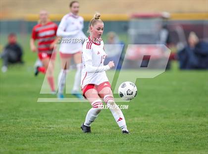 Thumbnail 2 in American Fork vs. Mountain Ridge (UHSAA 6A Quarter Final) photogallery.