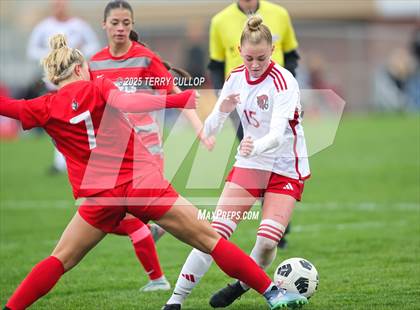 Thumbnail 3 in American Fork vs. Mountain Ridge (UHSAA 6A Quarter Final) photogallery.