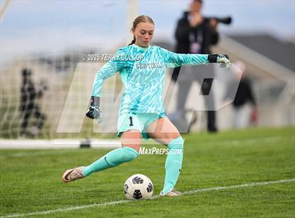 Thumbnail 1 in American Fork vs. Mountain Ridge (UHSAA 6A Quarter Final) photogallery.