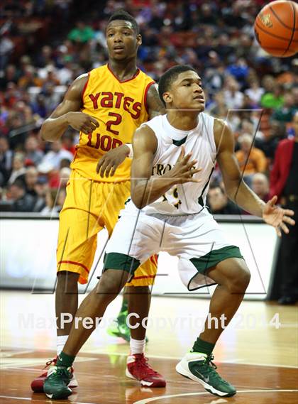 Thumbnail 3 in Madison vs. Yates (UIL 3A Final) photogallery.