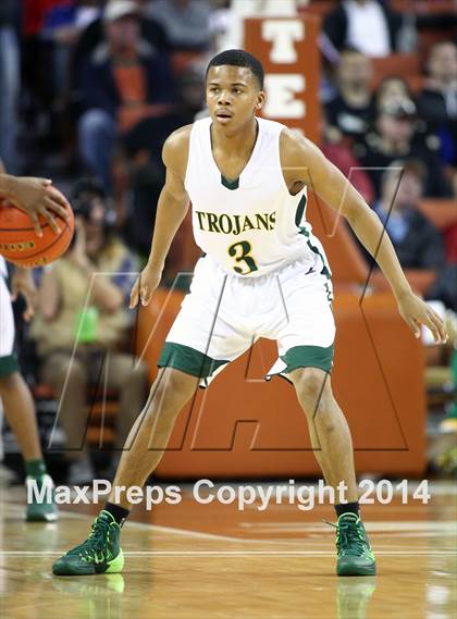 Thumbnail 3 in Madison vs. Yates (UIL 3A Final) photogallery.