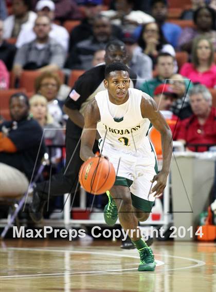Thumbnail 2 in Madison vs. Yates (UIL 3A Final) photogallery.
