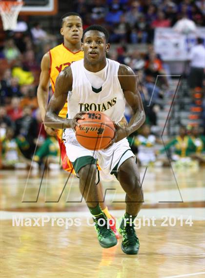 Thumbnail 1 in Madison vs. Yates (UIL 3A Final) photogallery.