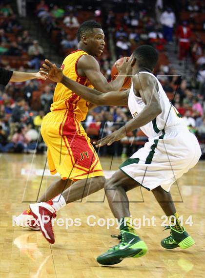 Thumbnail 1 in Madison vs. Yates (UIL 3A Final) photogallery.