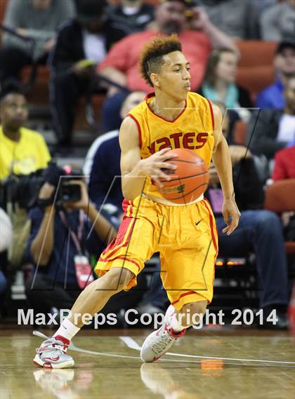 Thumbnail 1 in Madison vs. Yates (UIL 3A Final) photogallery.
