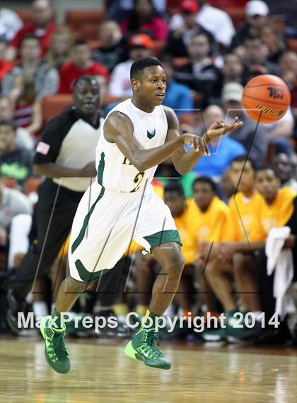 Thumbnail 1 in Madison vs. Yates (UIL 3A Final) photogallery.