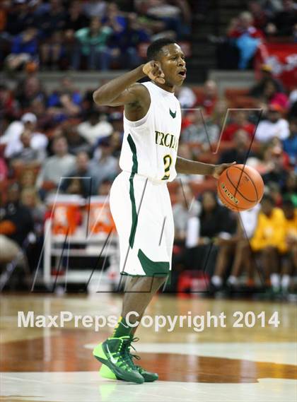 Thumbnail 2 in Madison vs. Yates (UIL 3A Final) photogallery.