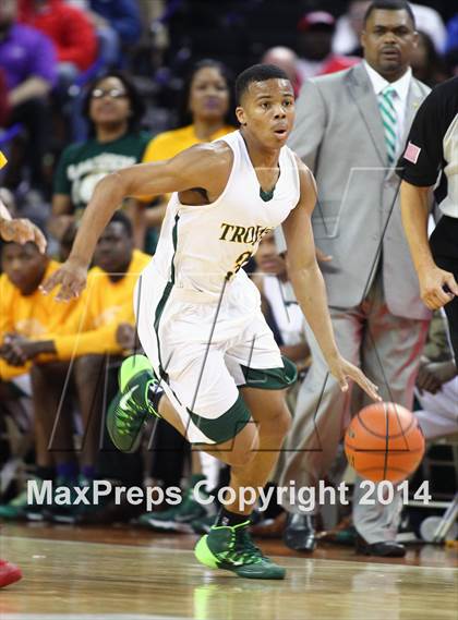 Thumbnail 1 in Madison vs. Yates (UIL 3A Final) photogallery.