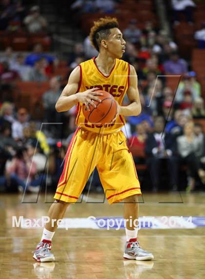 Thumbnail 2 in Madison vs. Yates (UIL 3A Final) photogallery.
