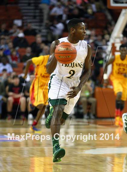 Thumbnail 2 in Madison vs. Yates (UIL 3A Final) photogallery.