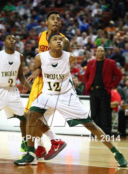 Thumbnail 2 in Madison vs. Yates (UIL 3A Final) photogallery.