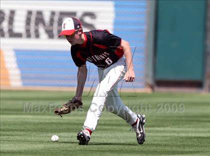Thumbnail 1 in Lake Travis vs. Westwood photogallery.