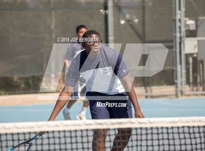 Thumbnail 2 in Golden Valley vs. East Bakersfield (Lynch Cup) photogallery.