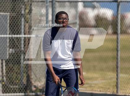 Thumbnail 3 in Golden Valley vs. East Bakersfield (Lynch Cup) photogallery.
