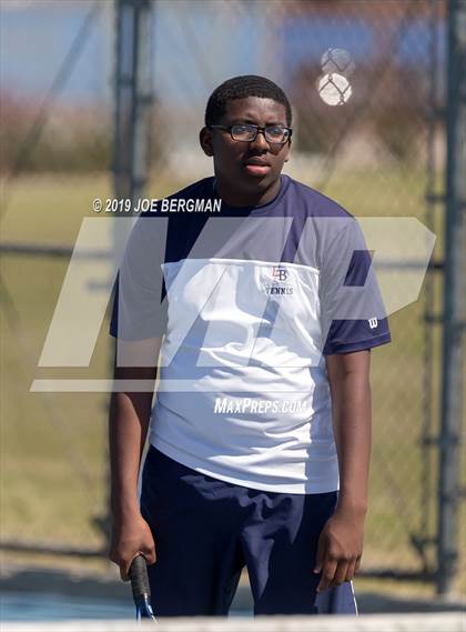 Thumbnail 1 in Golden Valley vs. East Bakersfield (Lynch Cup) photogallery.
