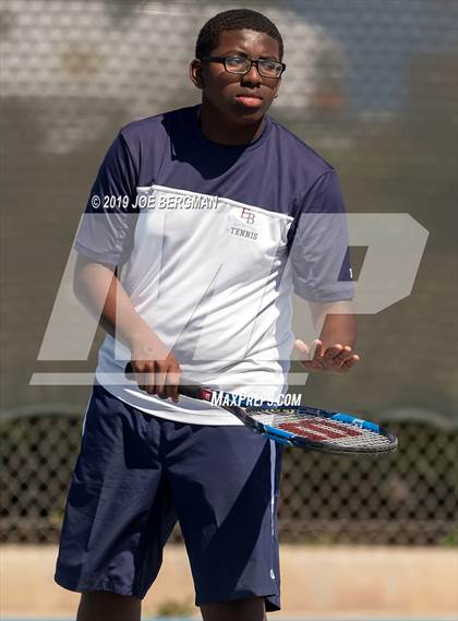 Thumbnail 3 in Golden Valley vs. East Bakersfield (Lynch Cup) photogallery.