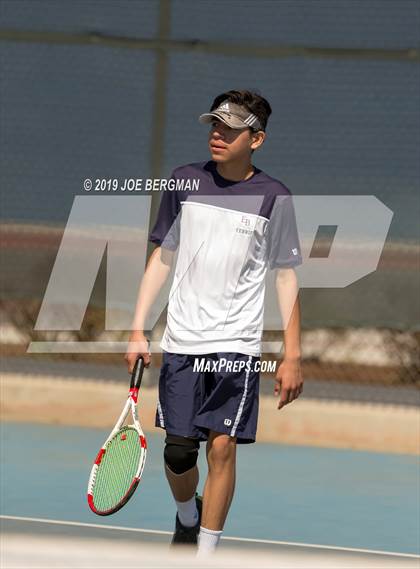 Thumbnail 3 in Golden Valley vs. East Bakersfield (Lynch Cup) photogallery.