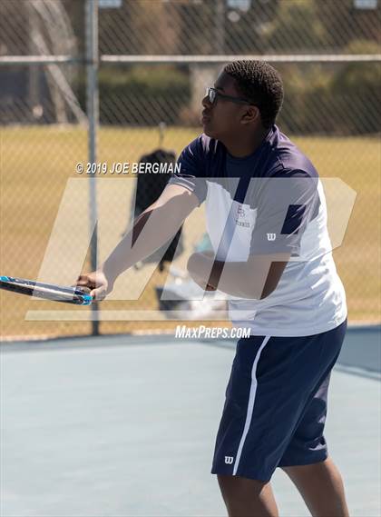 Thumbnail 1 in Golden Valley vs. East Bakersfield (Lynch Cup) photogallery.