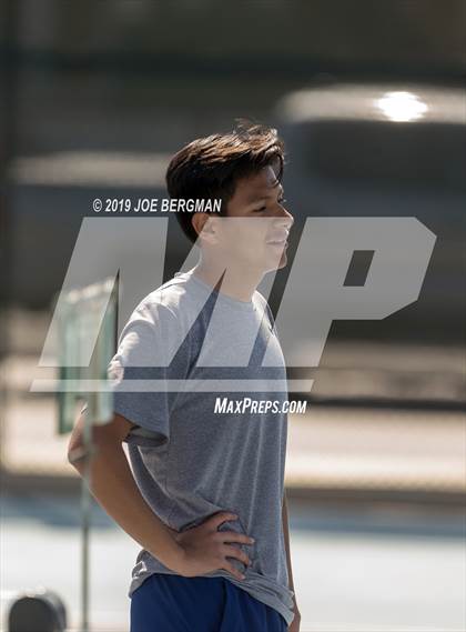 Thumbnail 3 in Golden Valley vs. East Bakersfield (Lynch Cup) photogallery.