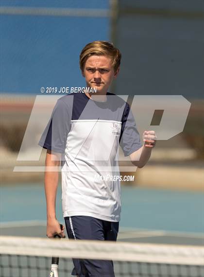 Thumbnail 3 in Golden Valley vs. East Bakersfield (Lynch Cup) photogallery.