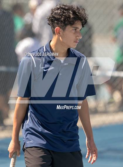 Thumbnail 1 in Golden Valley vs. East Bakersfield (Lynch Cup) photogallery.