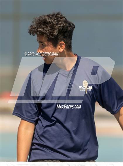 Thumbnail 2 in Golden Valley vs. East Bakersfield (Lynch Cup) photogallery.