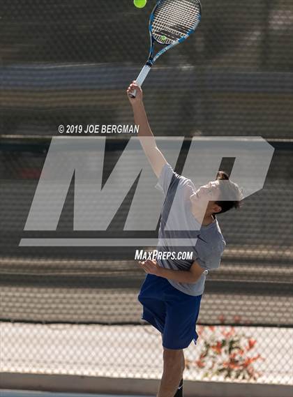 Thumbnail 3 in Golden Valley vs. East Bakersfield (Lynch Cup) photogallery.