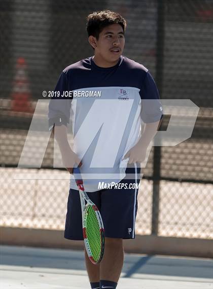 Thumbnail 3 in Golden Valley vs. East Bakersfield (Lynch Cup) photogallery.