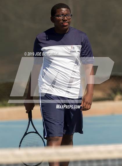 Thumbnail 3 in Golden Valley vs. East Bakersfield (Lynch Cup) photogallery.