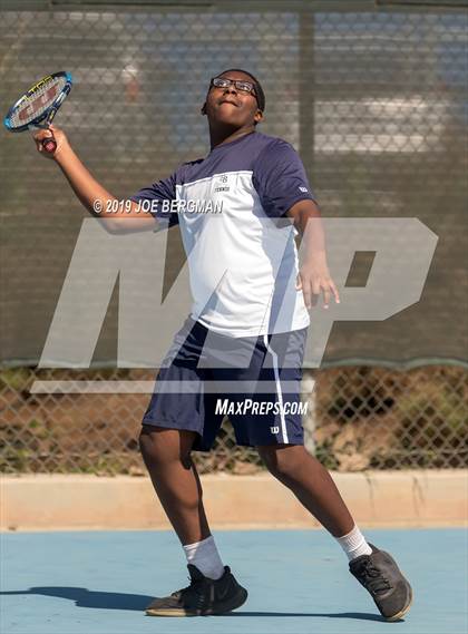 Thumbnail 1 in Golden Valley vs. East Bakersfield (Lynch Cup) photogallery.
