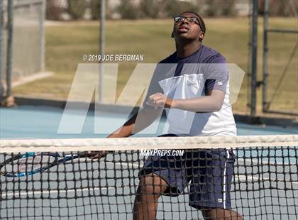 Thumbnail 2 in Golden Valley vs. East Bakersfield (Lynch Cup) photogallery.