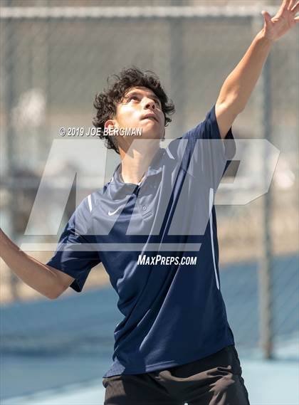 Thumbnail 3 in Golden Valley vs. East Bakersfield (Lynch Cup) photogallery.