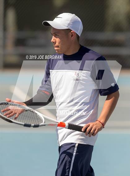 Thumbnail 2 in Golden Valley vs. East Bakersfield (Lynch Cup) photogallery.