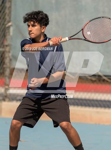 Thumbnail 2 in Golden Valley vs. East Bakersfield (Lynch Cup) photogallery.