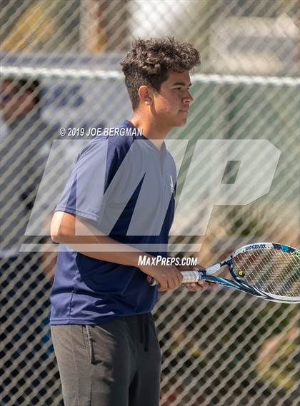 Thumbnail 2 in Golden Valley vs. East Bakersfield (Lynch Cup) photogallery.