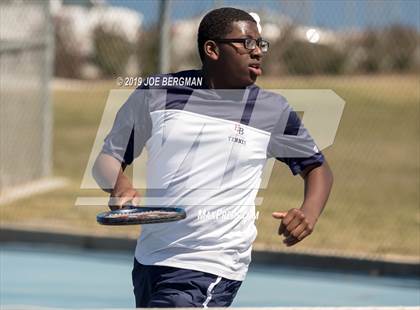 Thumbnail 1 in Golden Valley vs. East Bakersfield (Lynch Cup) photogallery.