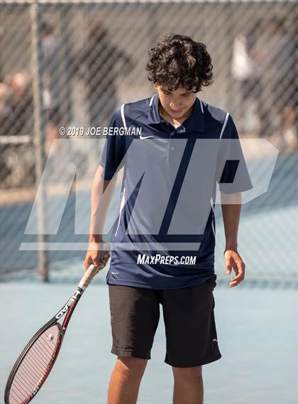 Thumbnail 2 in Golden Valley vs. East Bakersfield (Lynch Cup) photogallery.