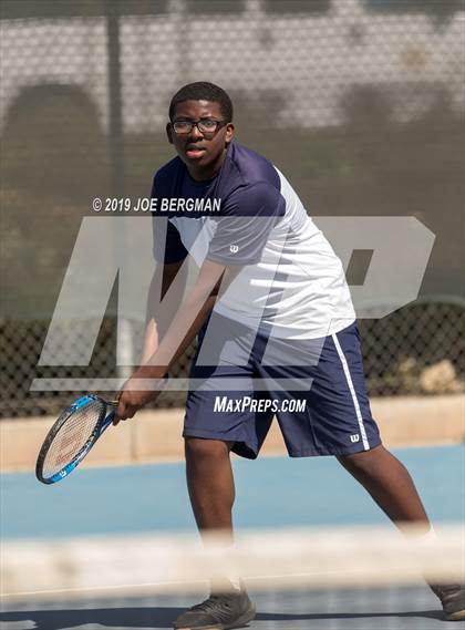 Thumbnail 1 in Golden Valley vs. East Bakersfield (Lynch Cup) photogallery.