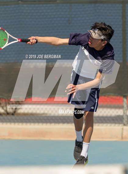 Thumbnail 3 in Golden Valley vs. East Bakersfield (Lynch Cup) photogallery.