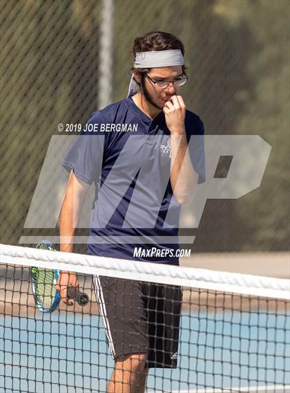 Thumbnail 3 in Golden Valley vs. East Bakersfield (Lynch Cup) photogallery.