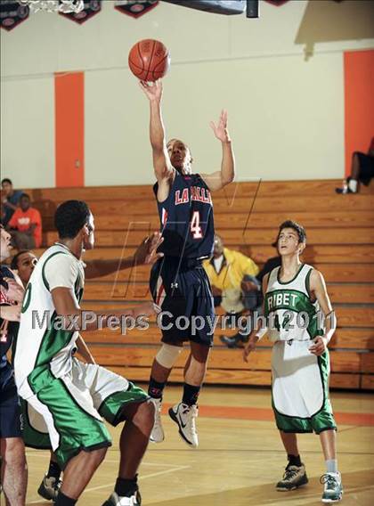 Thumbnail 2 in Ribet Academy vs. La Salle photogallery.